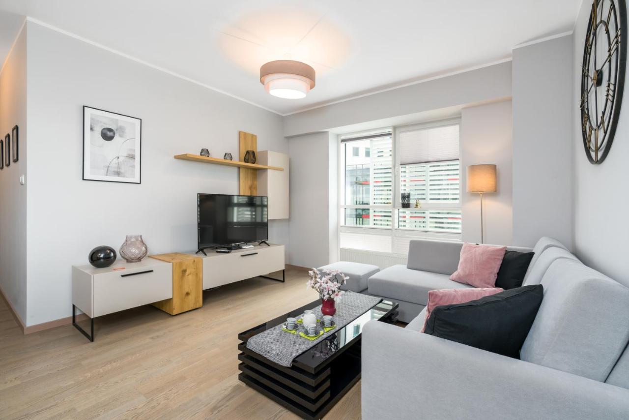 Apartments Poznan Towarowa By Noclegi Renters Εξωτερικό φωτογραφία
