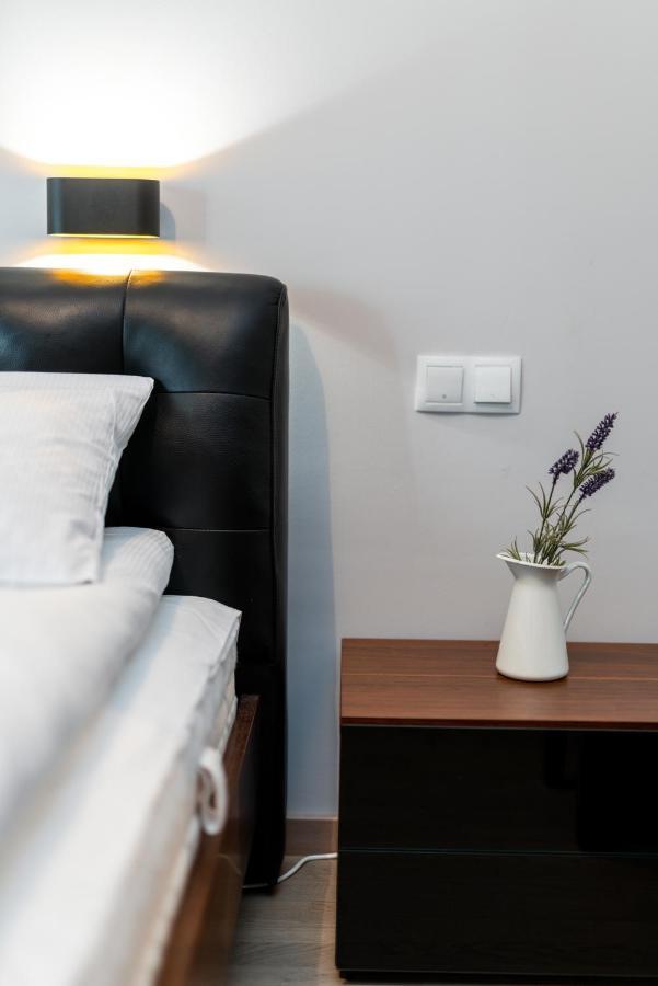 Apartments Poznan Towarowa By Noclegi Renters Εξωτερικό φωτογραφία